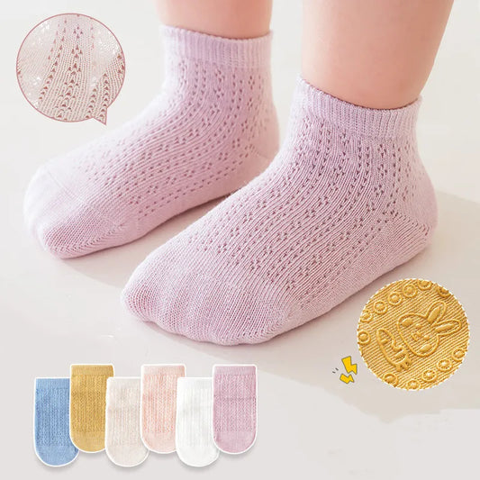 Chaussettes bébé avec chaussettes légères 
